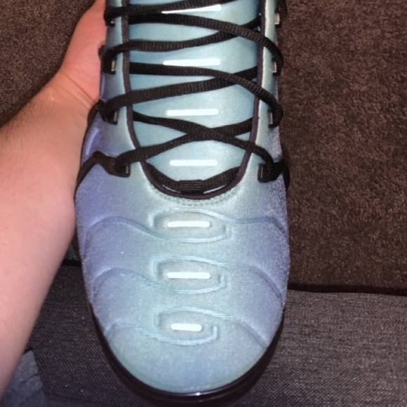 nike vapor maxes - Picture 2 of 3